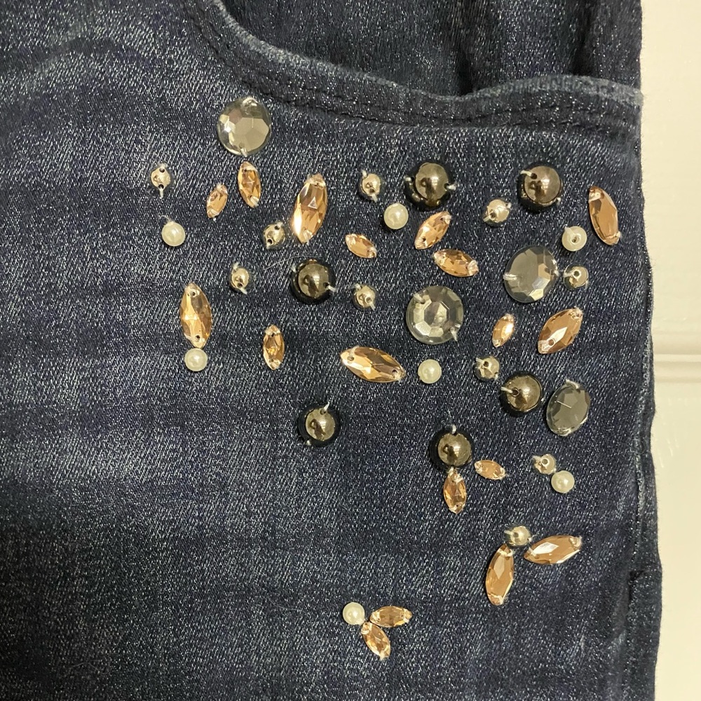Express Jeans - Picture 2 of 7